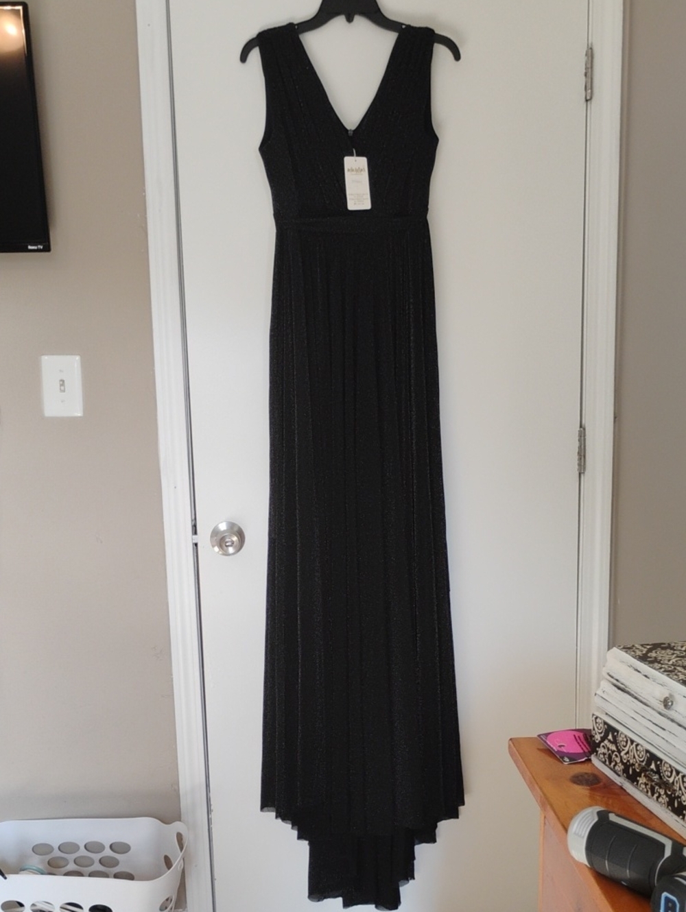 Elegant Black V-Neck High-Low Evening Dress